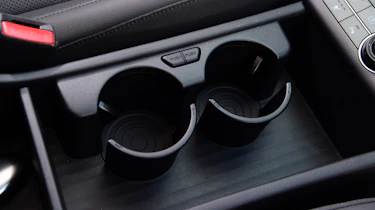 Hyundai Kona Hybrid - cupholders