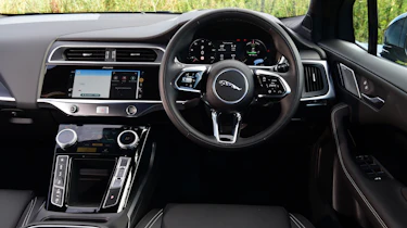 Jaguar I-Pace 2023 facelift - dashboard