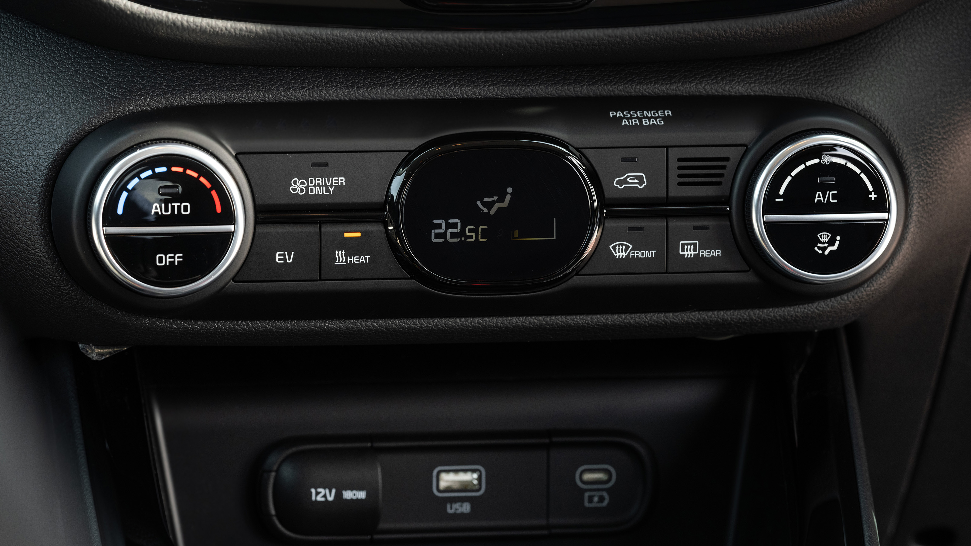 Kia Soul EV - climate controls