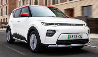 Kia Soul EV - front tracking