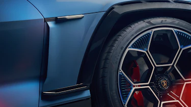 Lamborghini Lanzador electric GT concept detail wheel