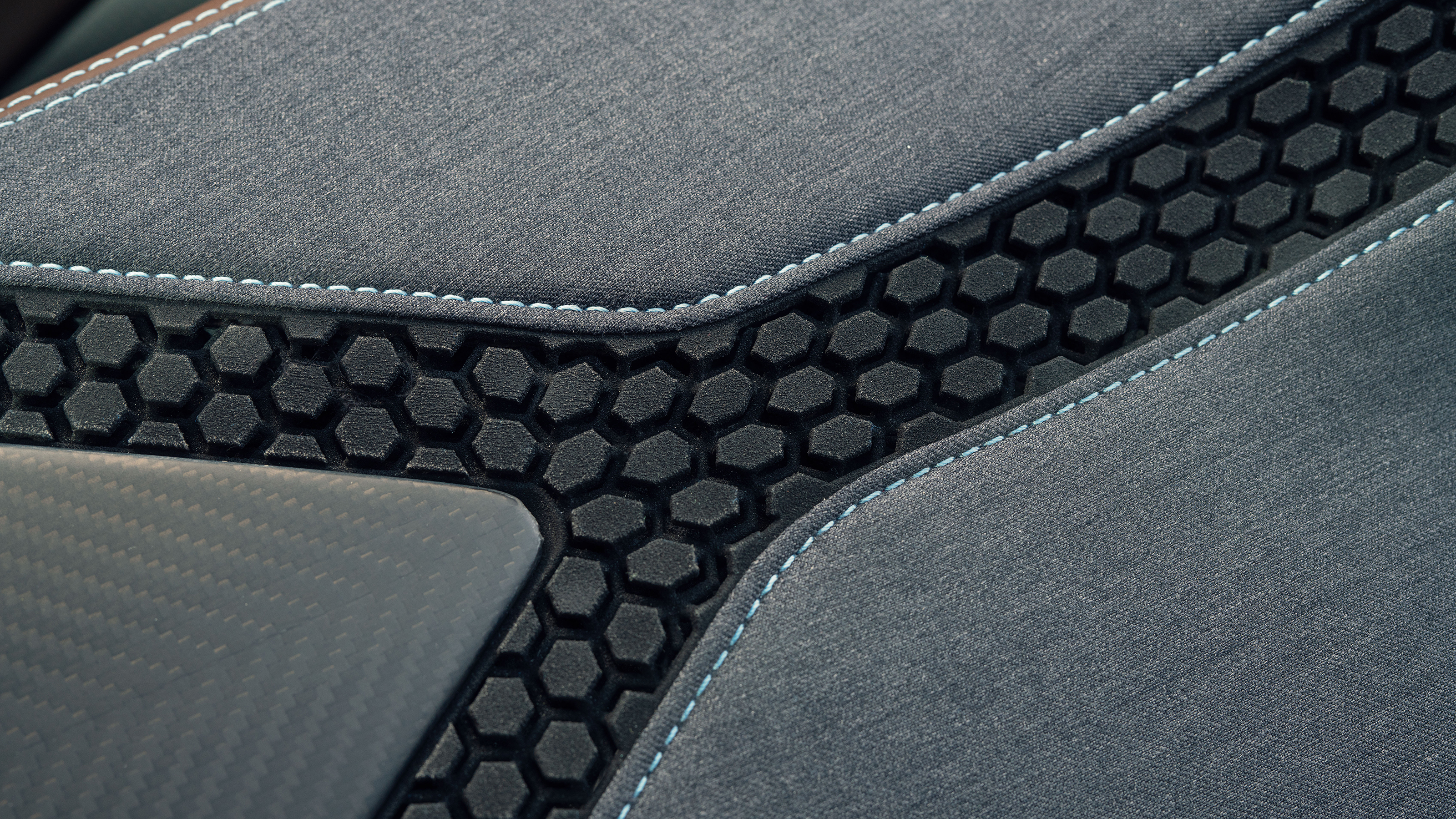 Lamborghini Lanzador concept interior detail 