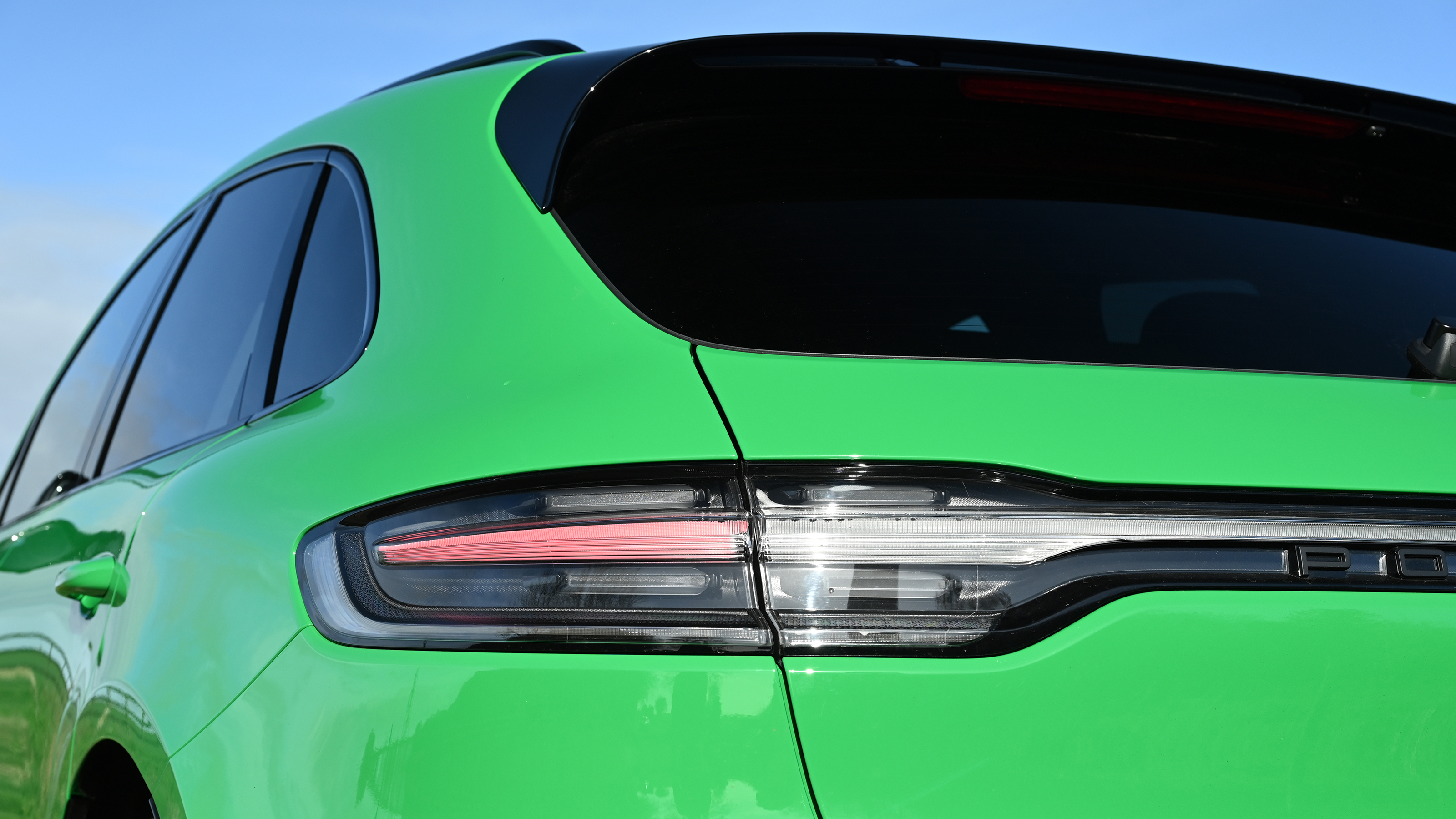 Porsche Macan - tail light