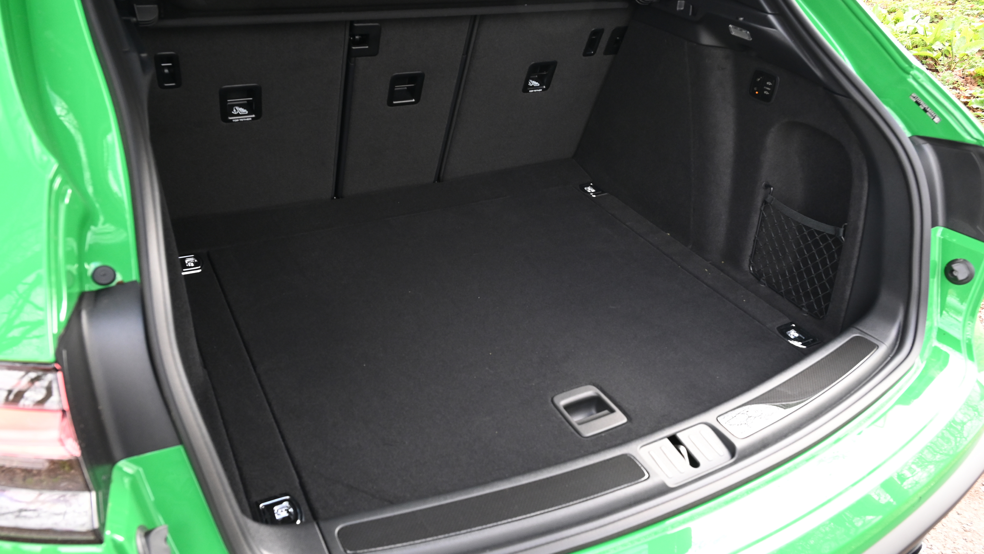 Porsche Macan - boot