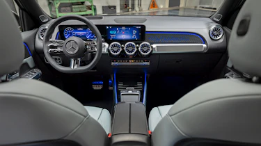 Facelifted Mercedes EQB - dashboard