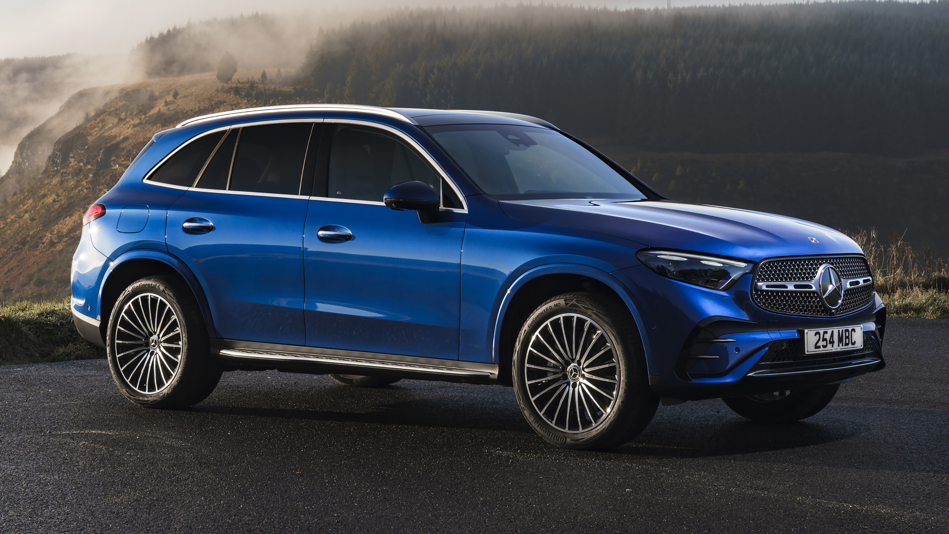 Mercedes GLC - front static