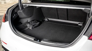 Mercedes-AMG C 43 - boot