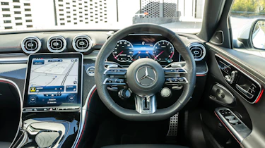 Mercedes-AMG C 43 - interior