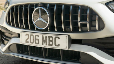 Mercedes-AMG C 43 - grille