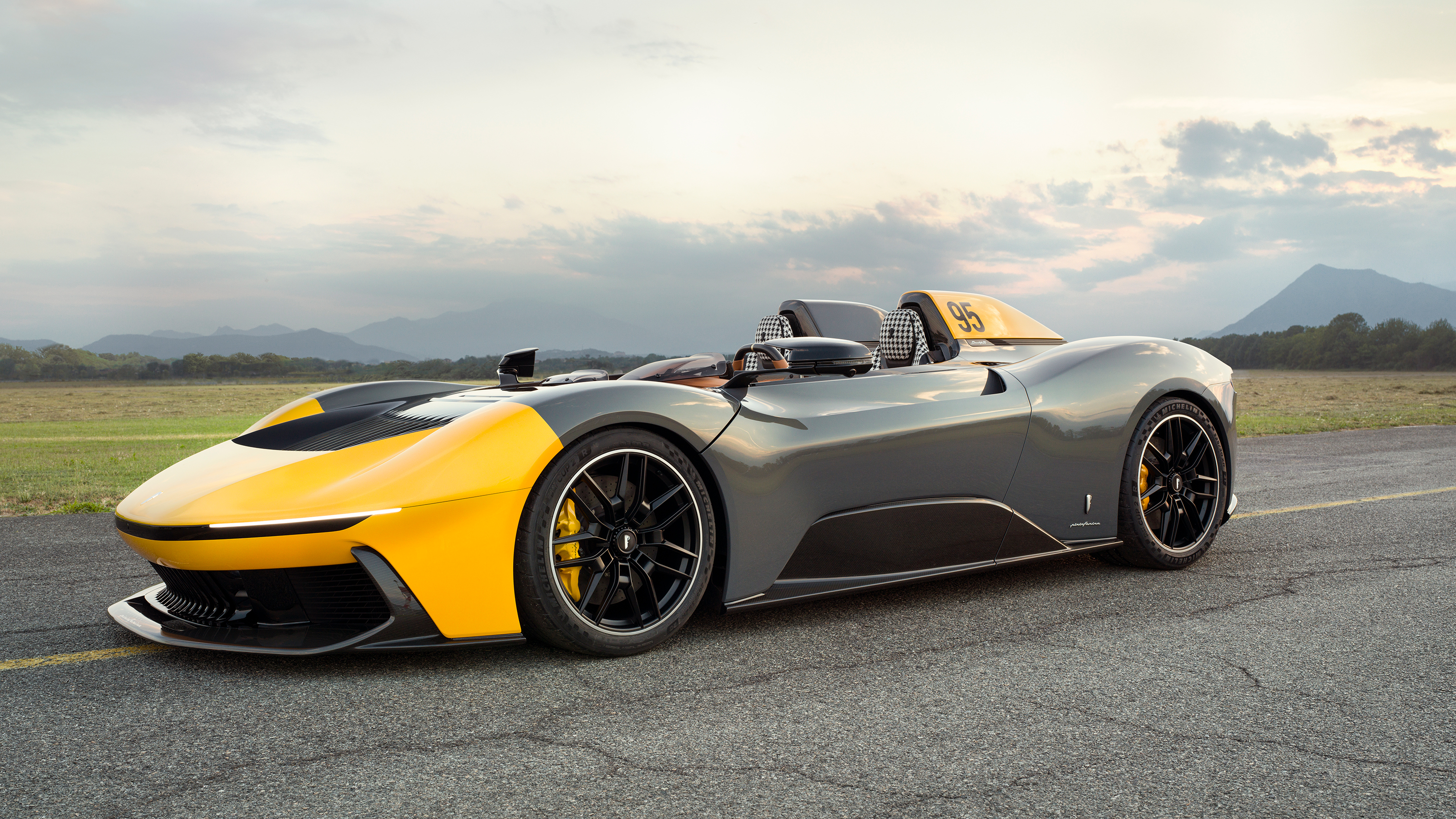 Pininfarina B95 - front 3/4