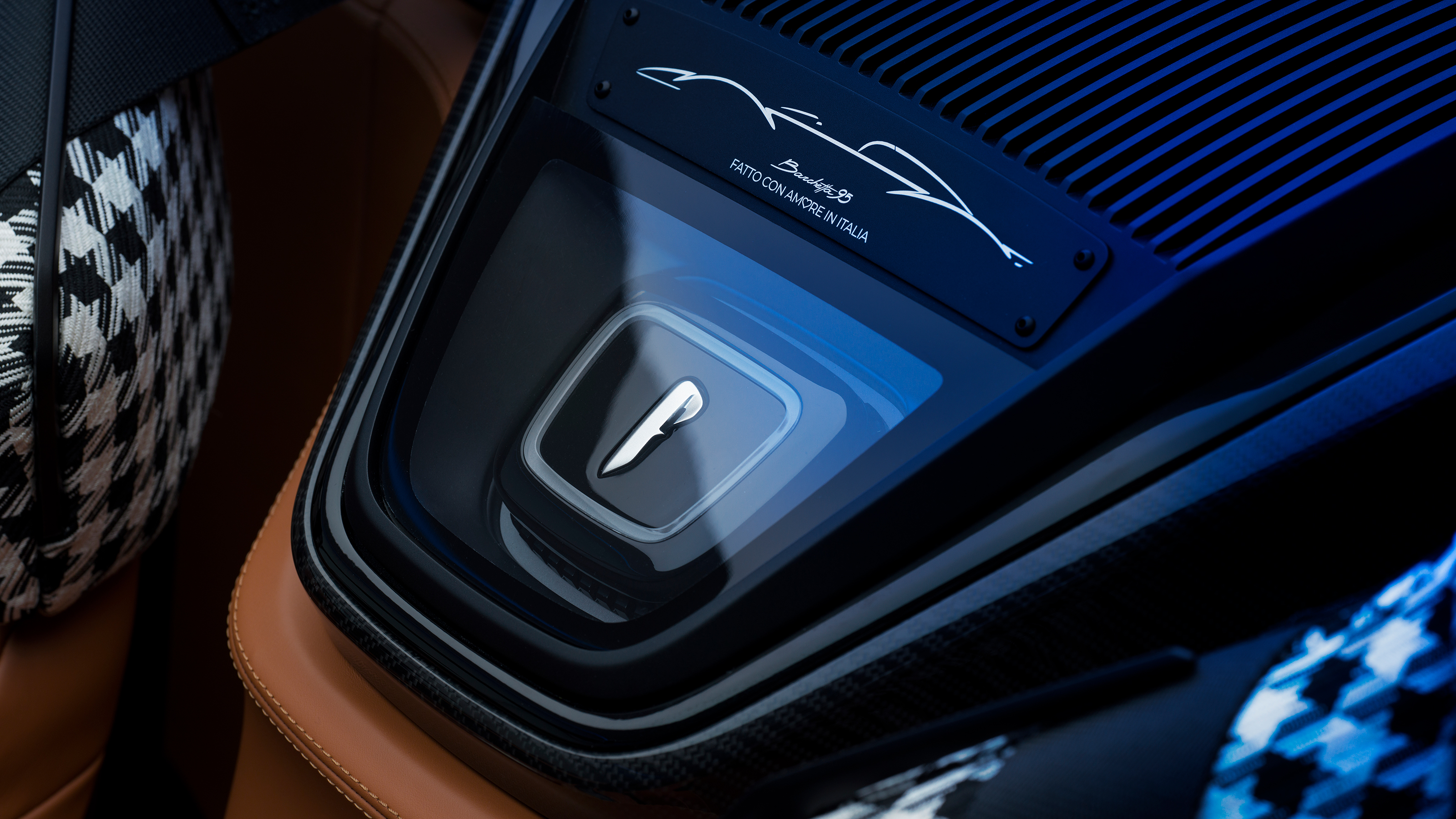 Pininfarina B95 screen