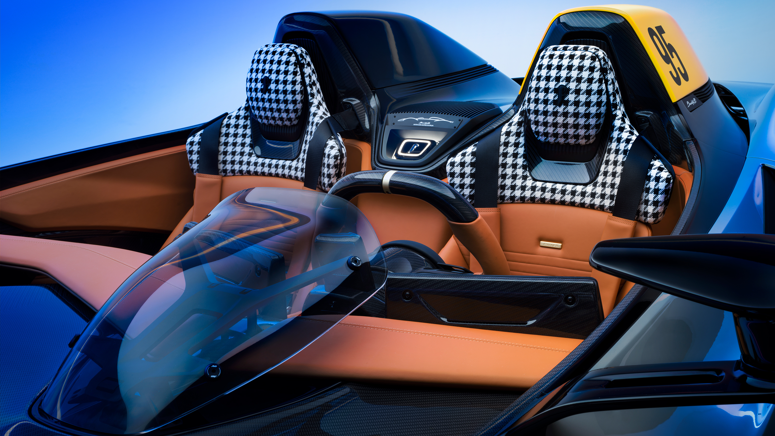 Pininfarina B95 seats