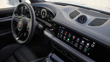 Porsche Cayenne Turbo E-Hybrid - interior