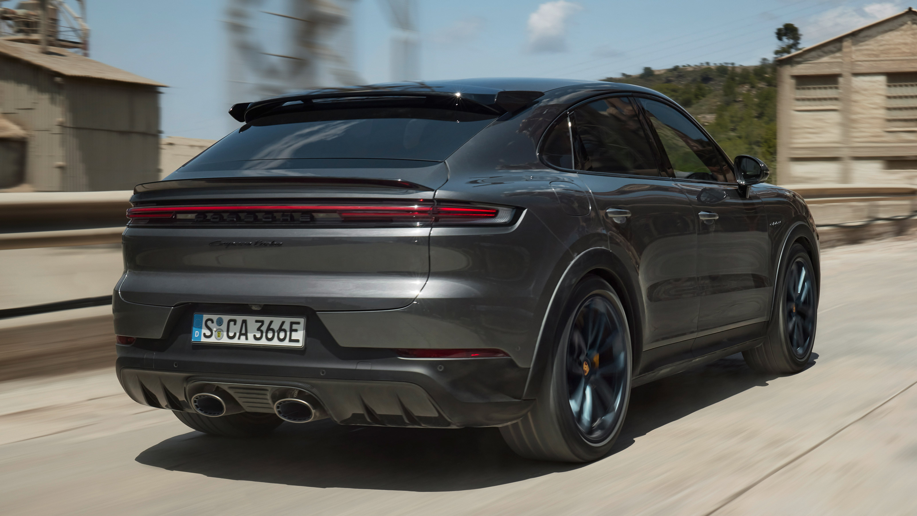 Porsche Cayenne Coupe Turbo E-Hybrid - rear
