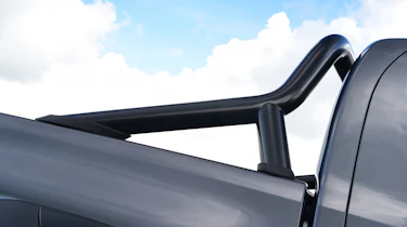 Toyota Hilux - roll bar