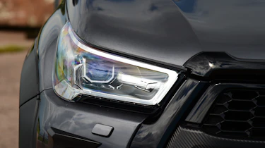 Toyota Hilux - headlights