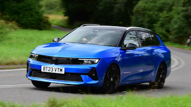 Vauxhall Astra Sports Tourer PHEV - front action