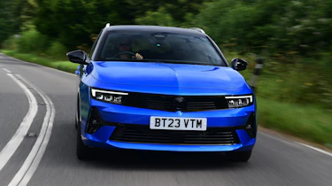 Vauxhall Astra Sports Tourer PHEV - full front