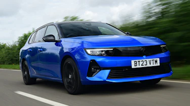 Vauxhall Astra Sports Tourer PHEV - front tracking