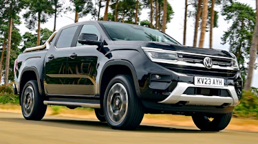 Volkswagen Amarok - front tracking