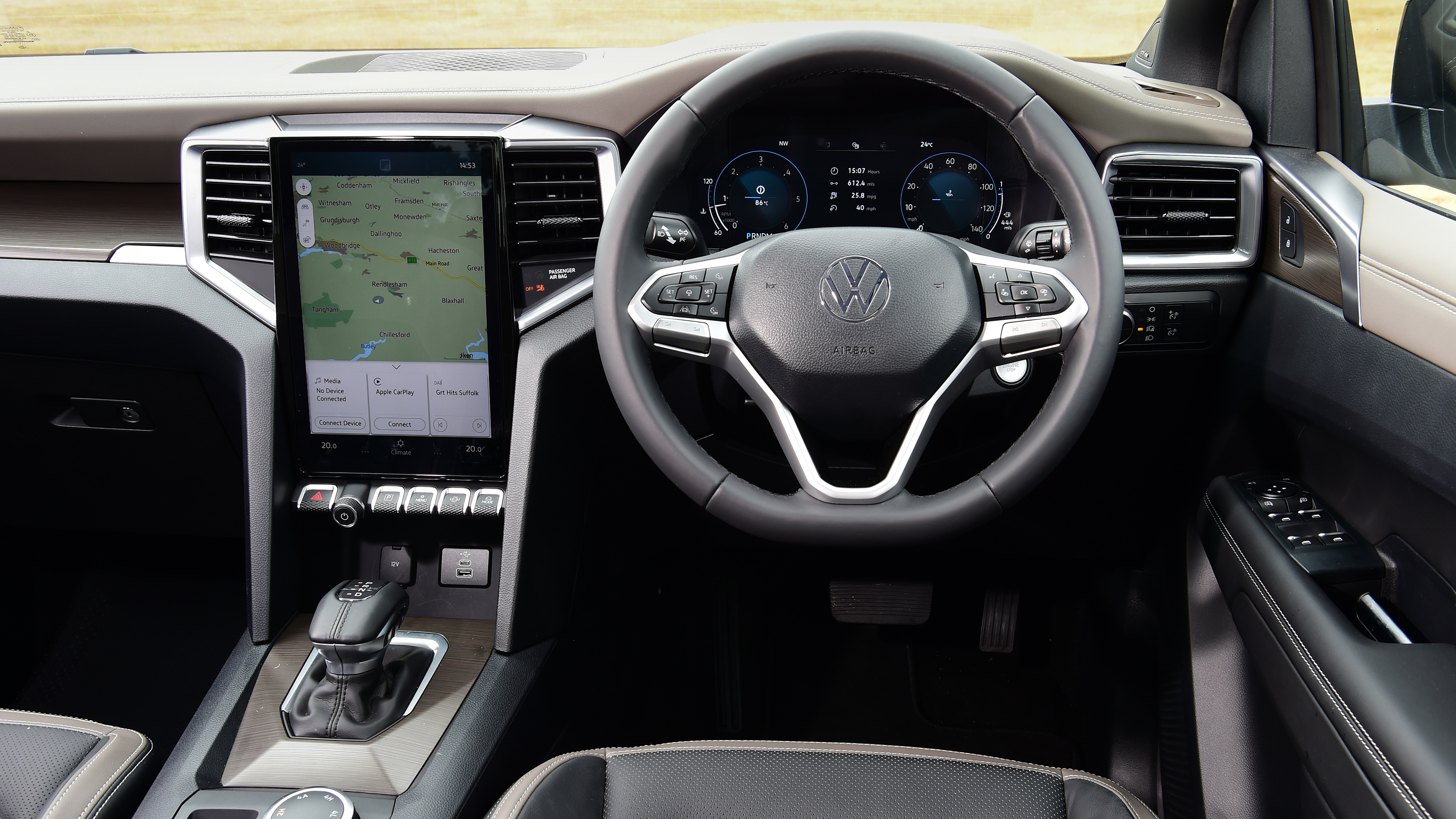 Volkswagen Amarok - interior