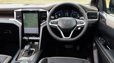 Volkswagen Amarok - interior