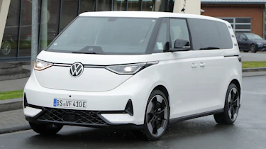 Volkswagen ID. Buzz GTX - front tracking