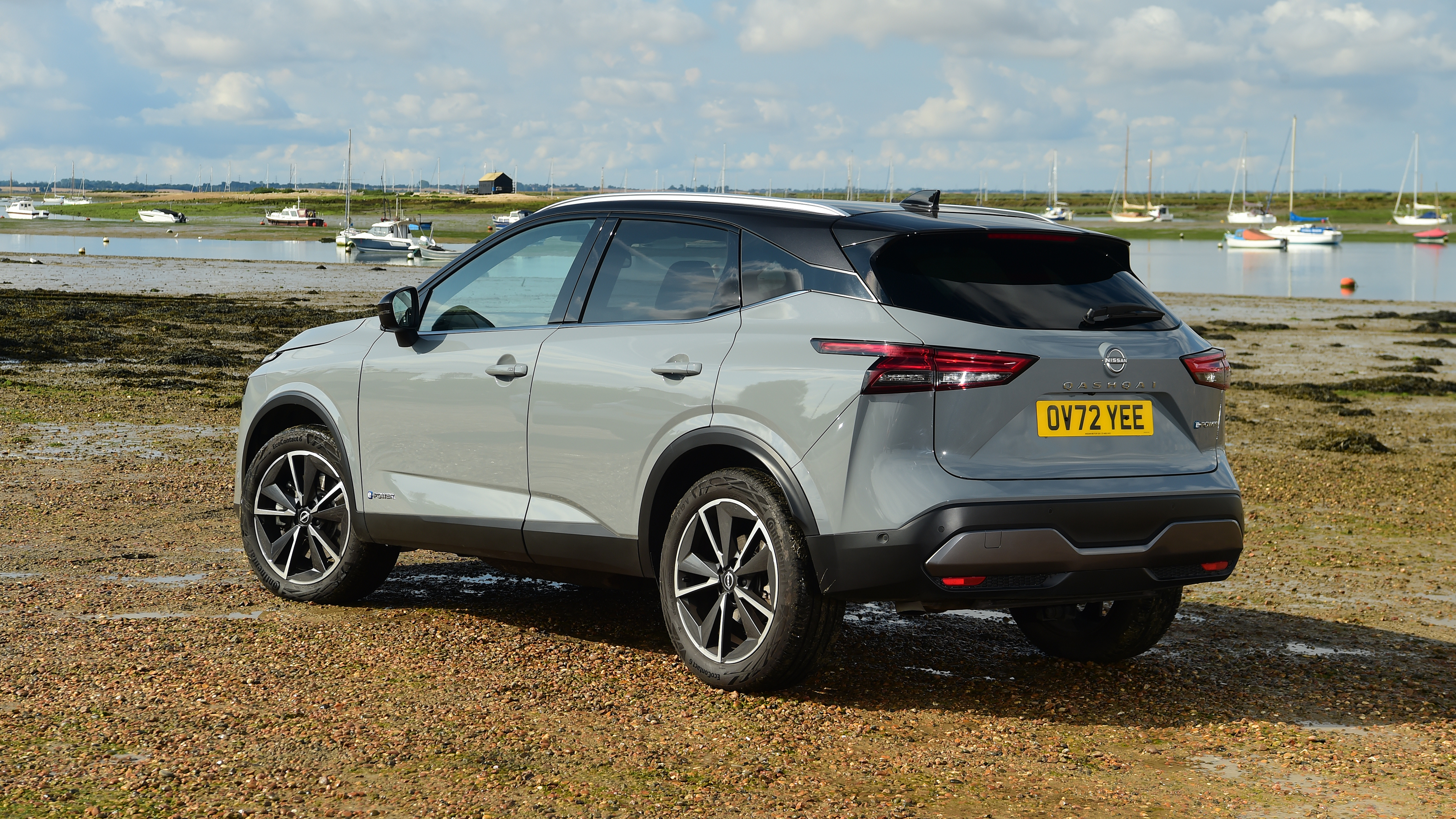 Nissan Qashqai - rear static