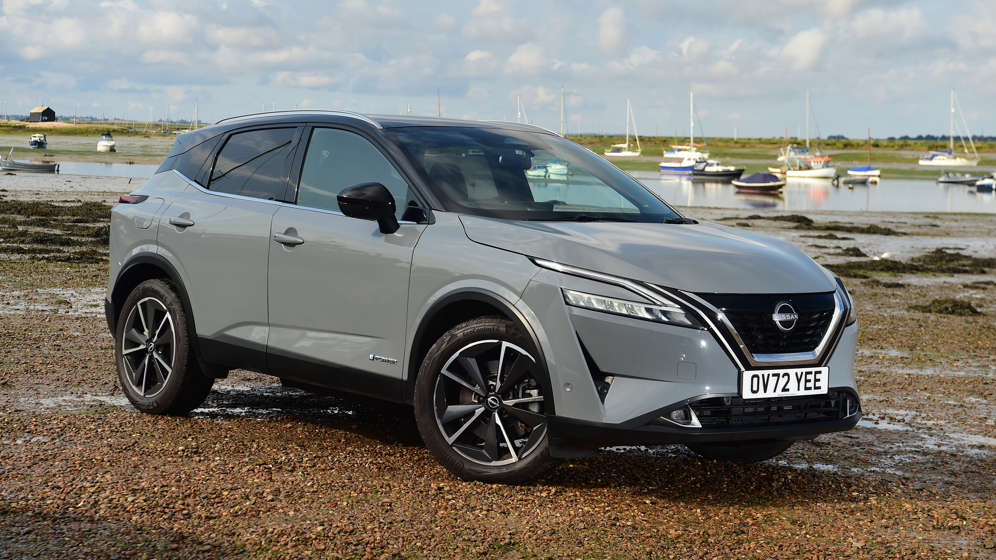 Nissan Qashqai - front static