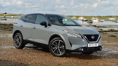 Nissan Qashqai - front static