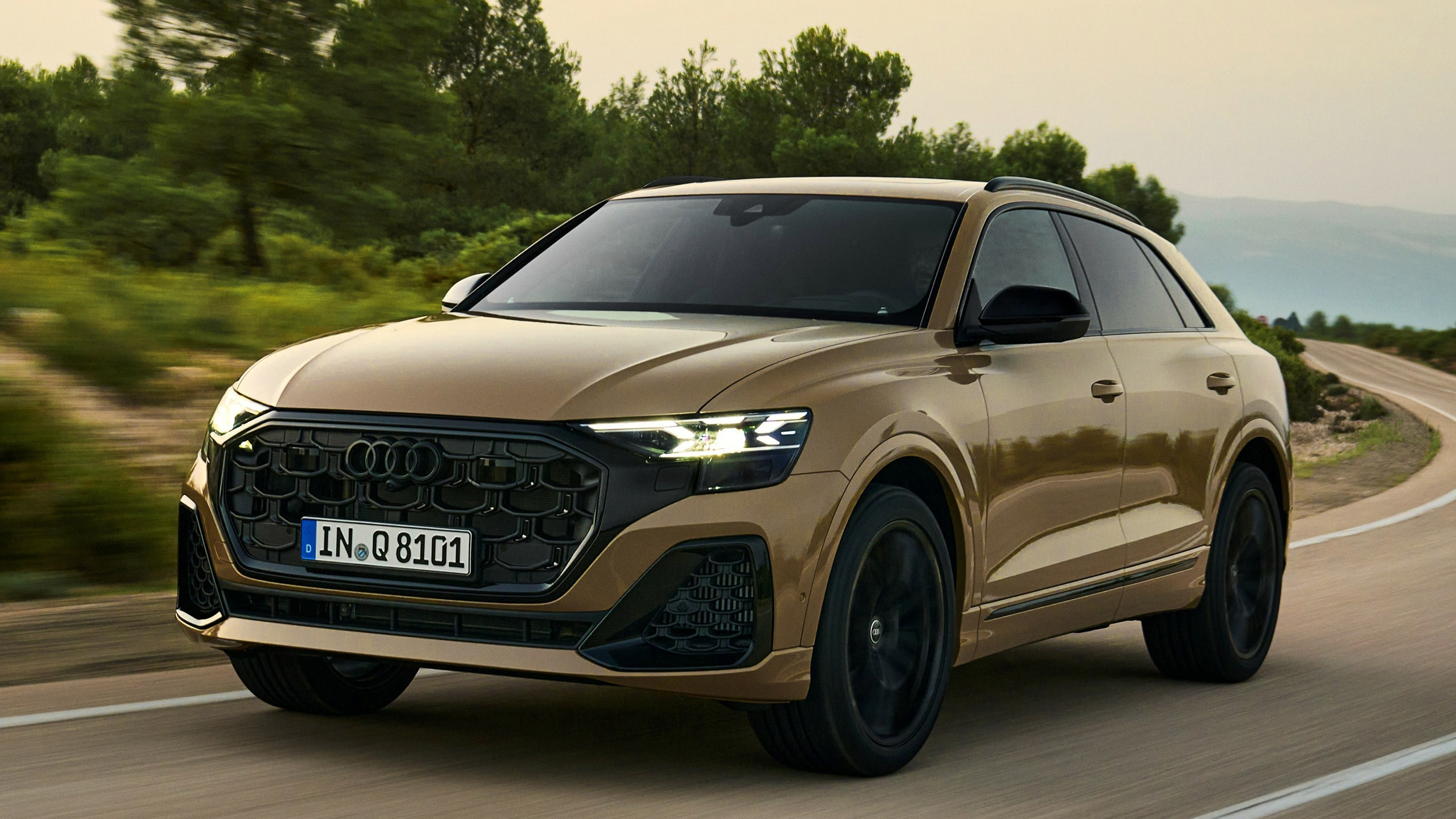 Audi Q8 facelift - front action