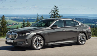 BMW 530e - front quarter