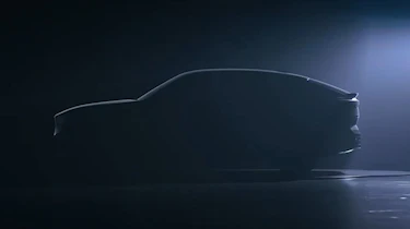 BMW X2 teaser - side