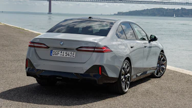 BMW i5 - rear static