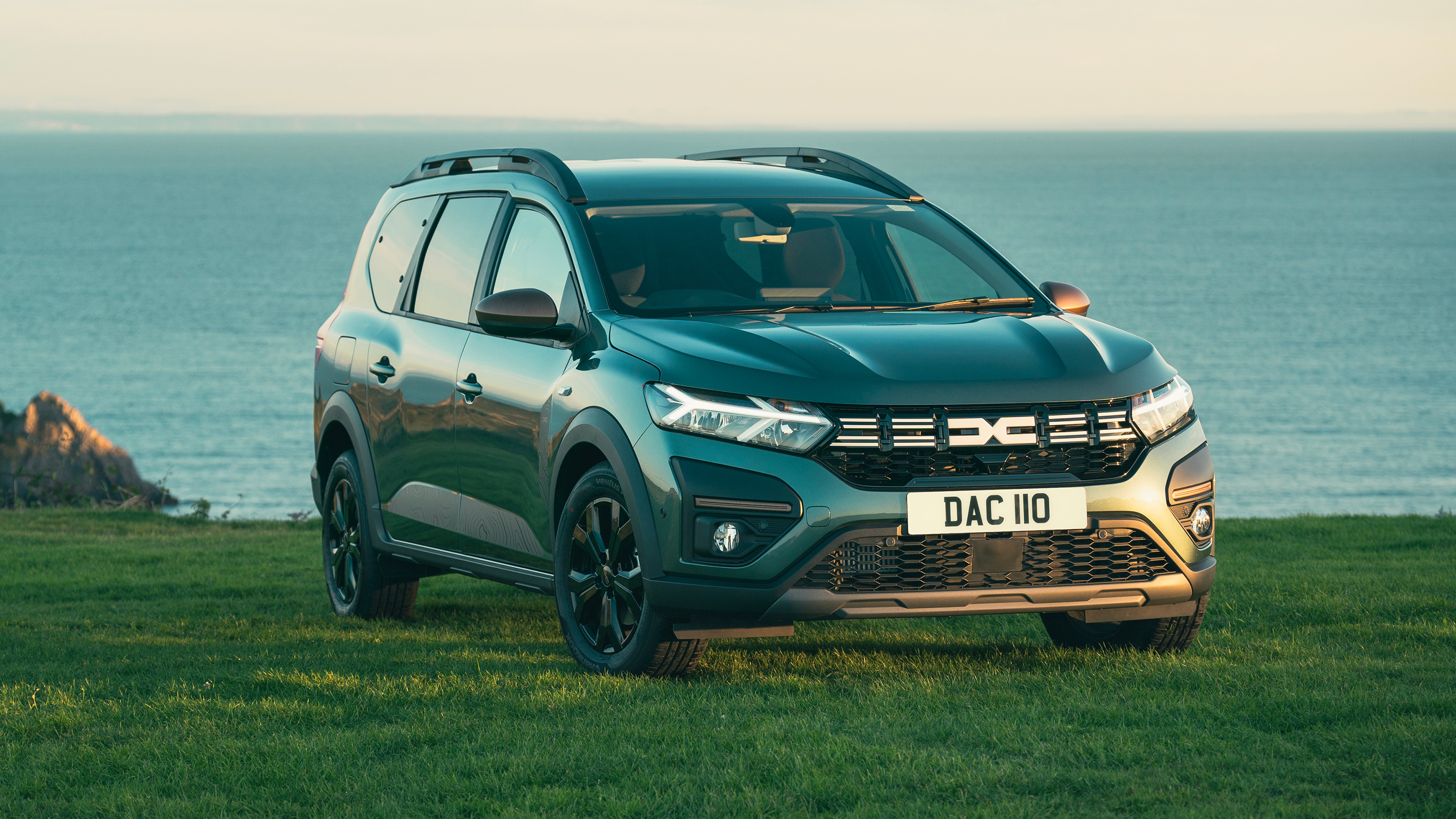 Dacia Jogger Extreme Sleep Pack - front static
