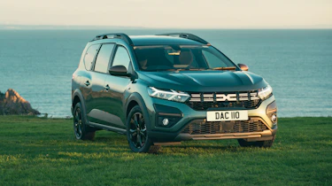 Dacia Jogger Extreme Sleep Pack - front static