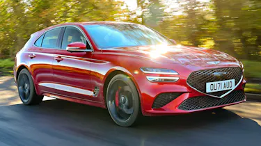 Genesis G70 Shooting Brake - front tracking