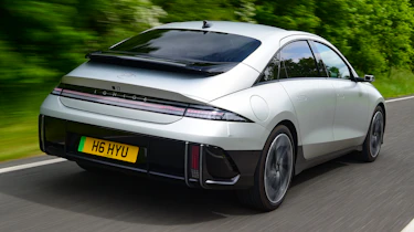 Hyundai Ioniq 6 - rear tracking