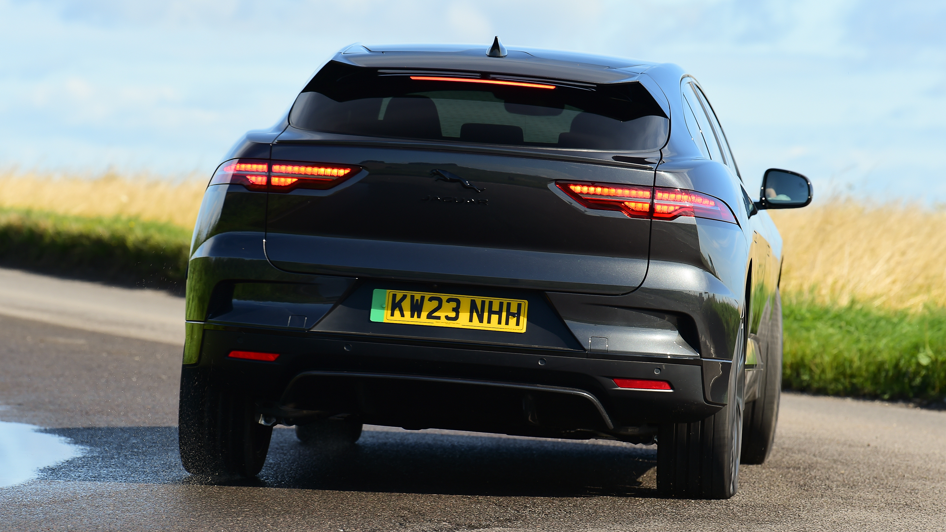 Jaguar I-Pace - rear cornering