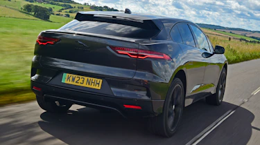 Jaguar I-Pace - rear tracking