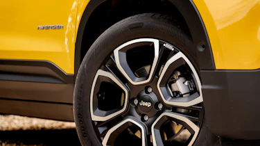 Jeep Avenger - wheel