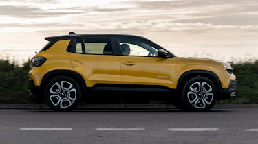 Jeep Avenger - side