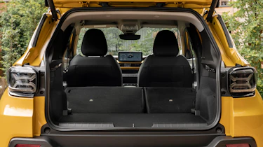 Jeep Avenger - boot seats down