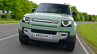 Land Rover Defender - full front
