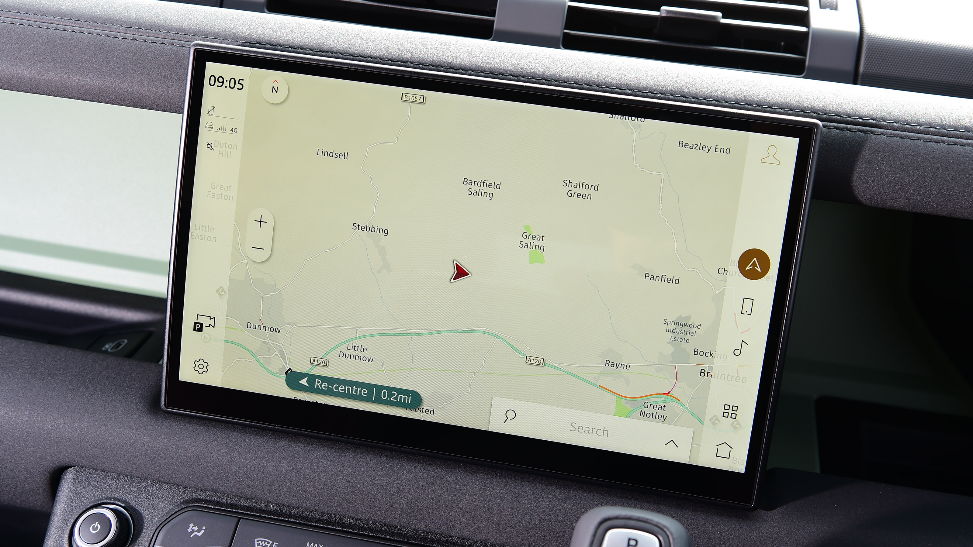 Land Rover Defender - sat-nav
