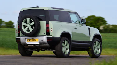 Land Rover Defender - rear cornering