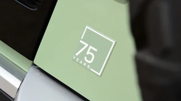 Land Rover Defender - 75th edition badge