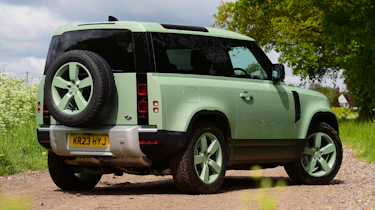 Land Rover Defender - rear static