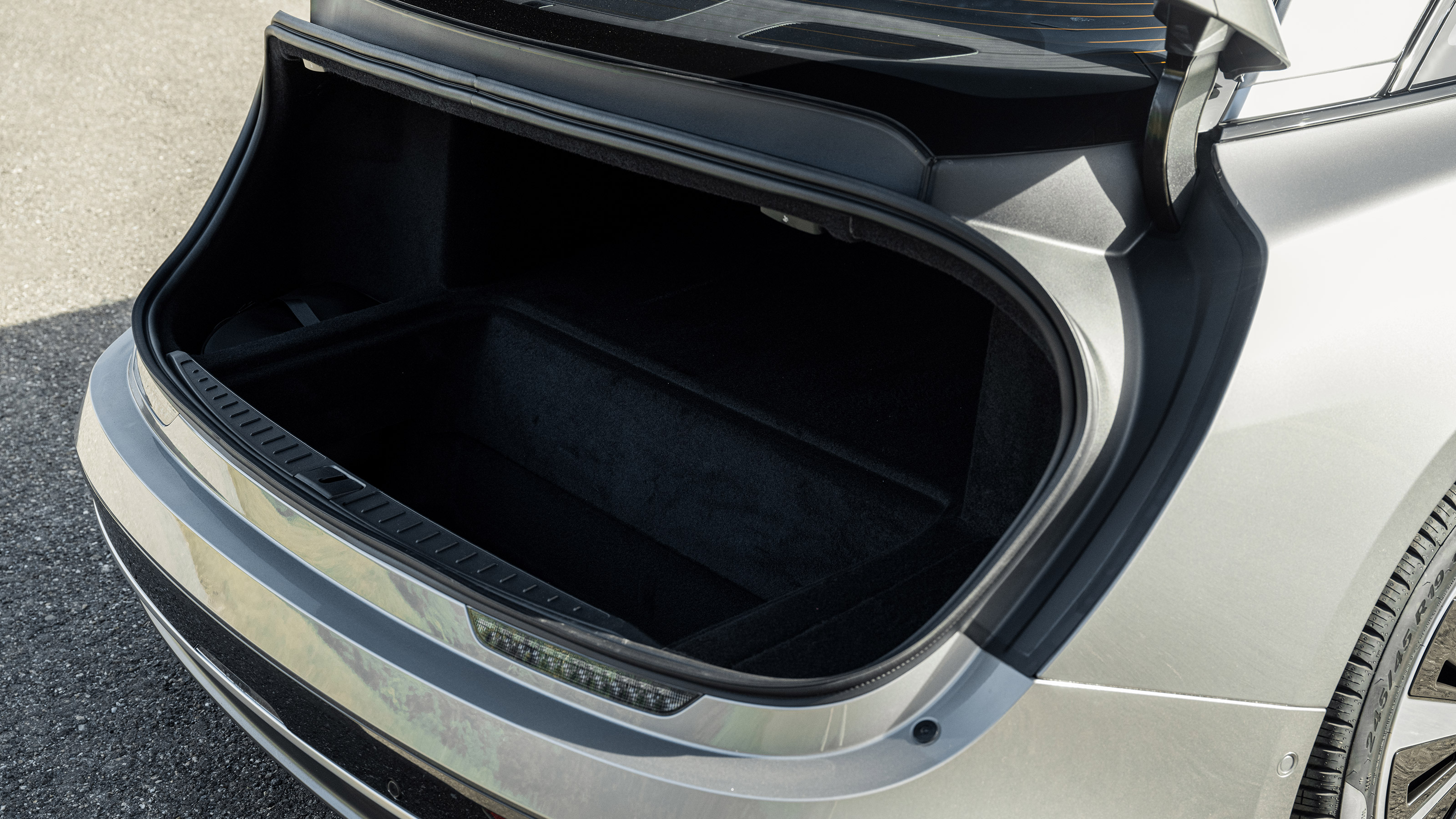 Lucid Air - boot