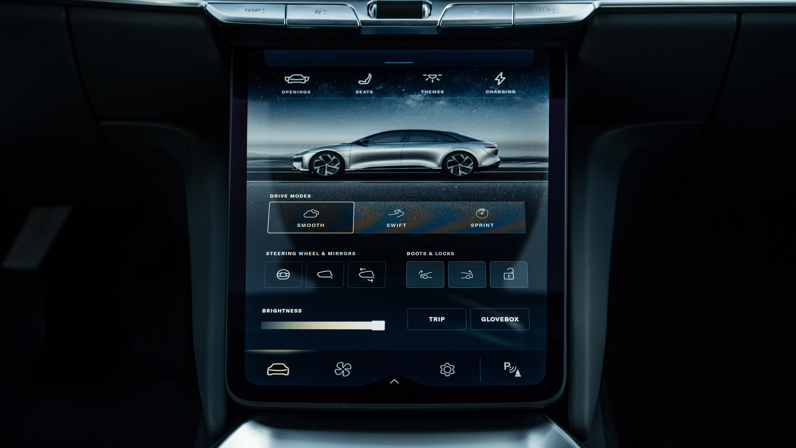 Lucid Air - screen